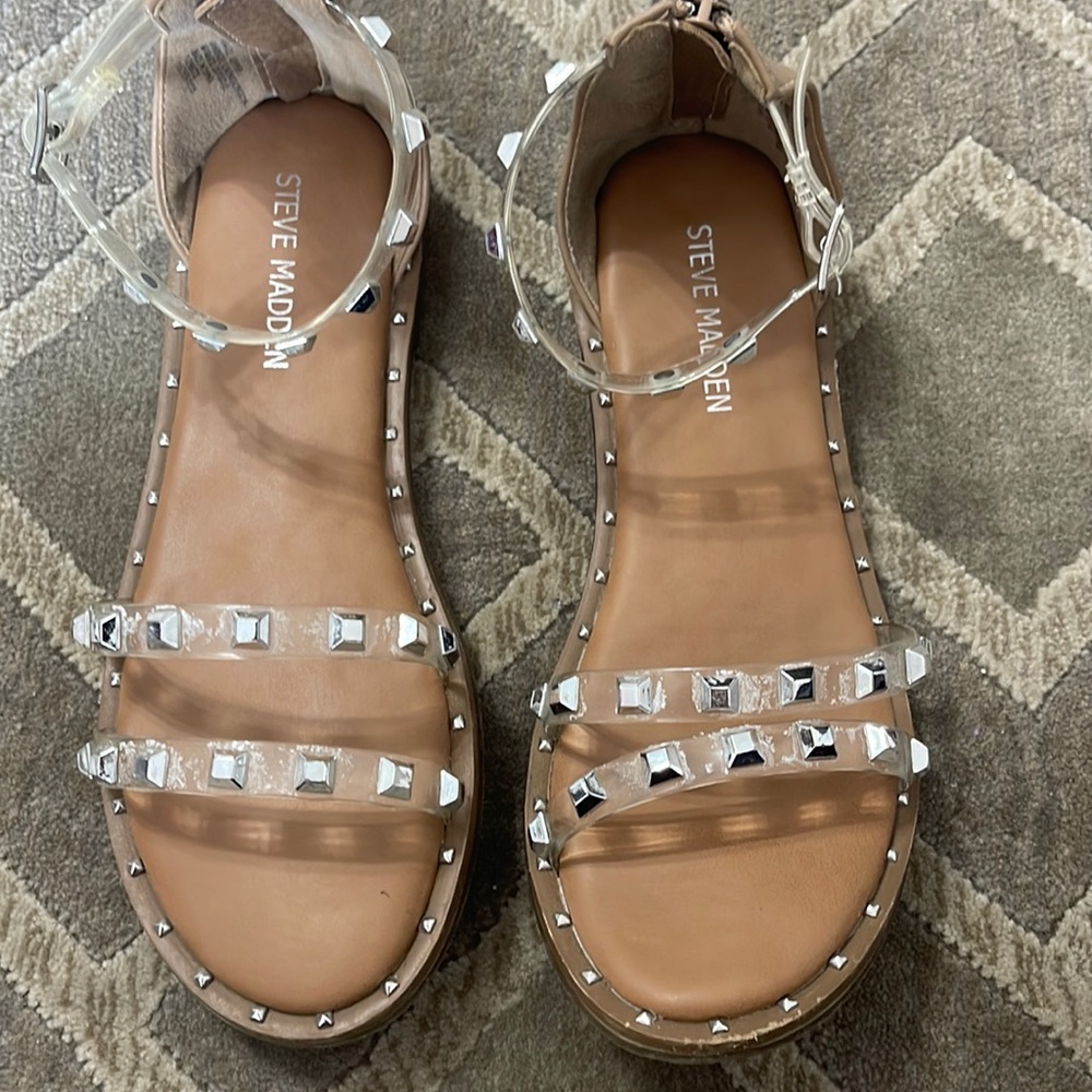 Steve Madden sandal size 2 girl